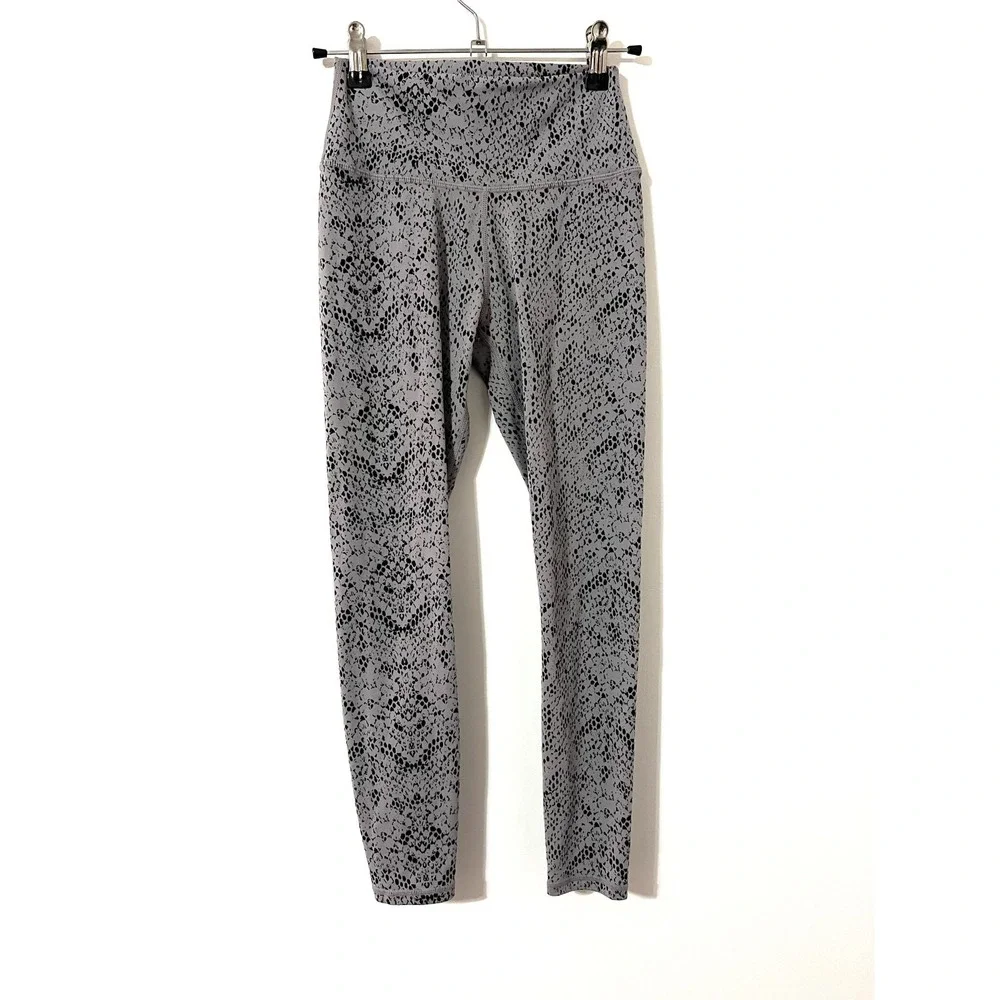 Varley Gray Silver Snakeprint Animal Print Century Leggings Size XS‎